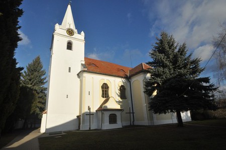 Kostel-sv-Jana-Krtitele-Telnice